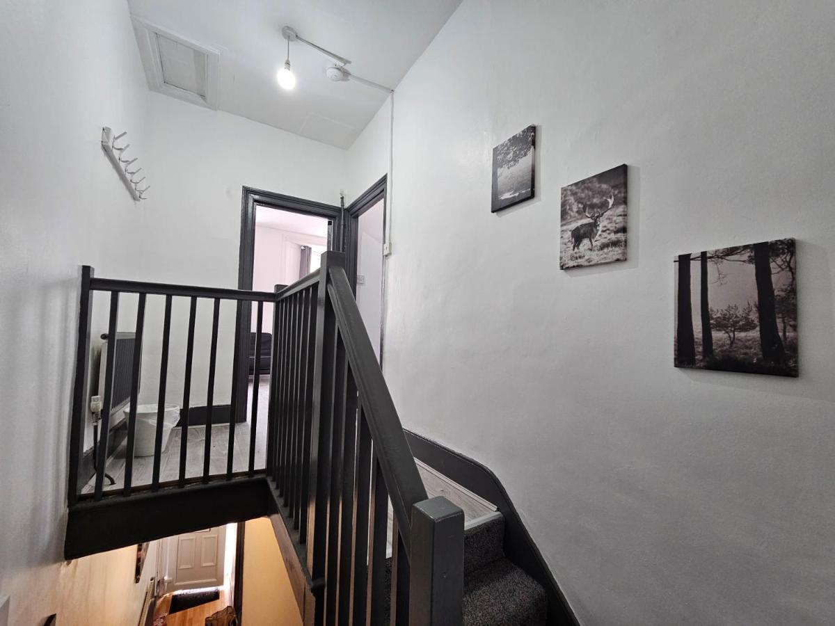 Family Room Near Queen Mary College ลอนดอน ภายนอก รูปภาพ